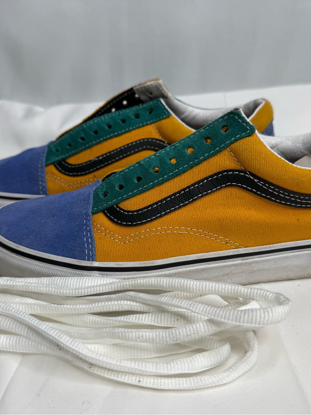 Vans Old Skool sneakers size 7.5